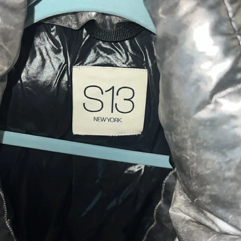S13 Kylie Metallic Duck Down Feather Detachable Hooded Puffer Jacket